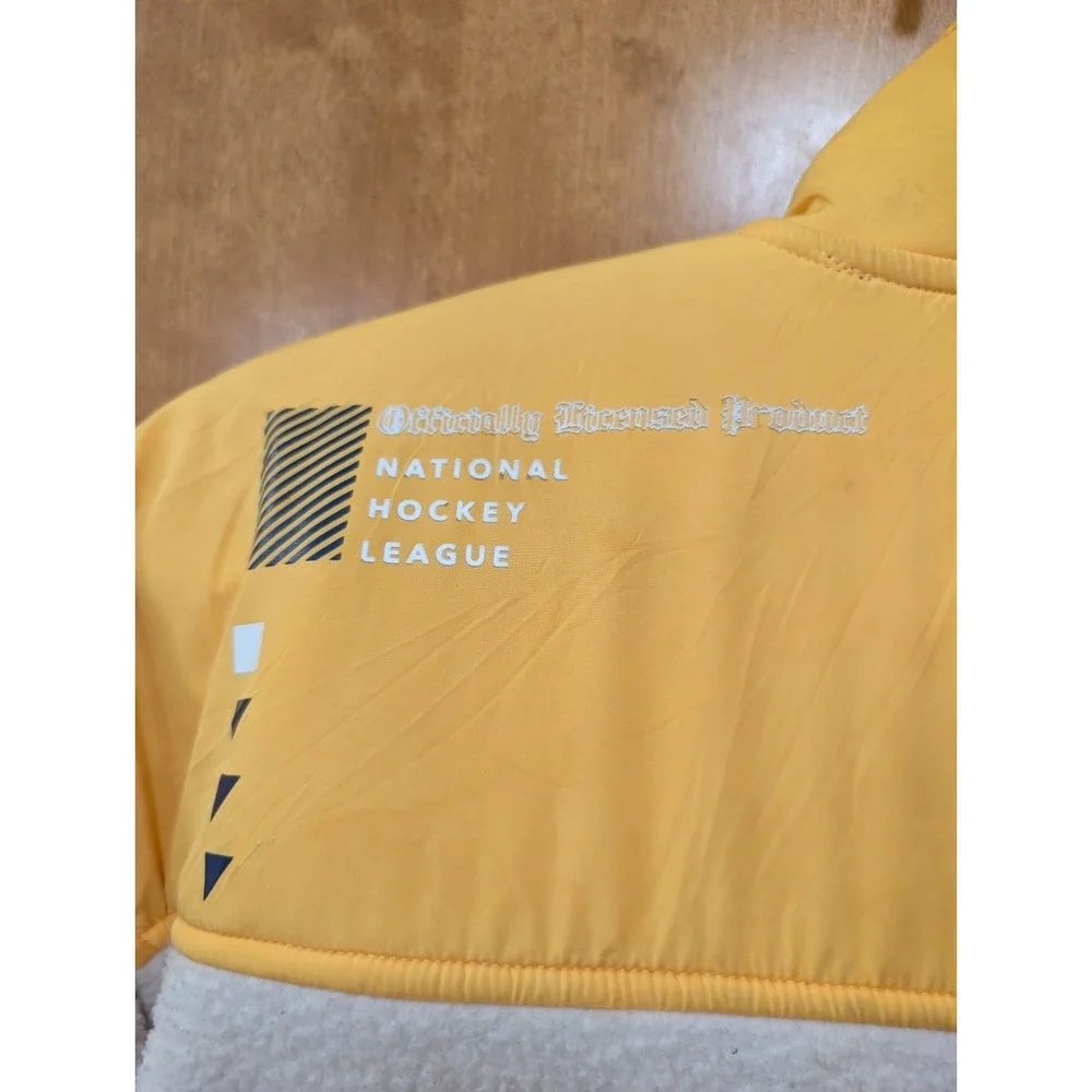 Wear by Erin Andrews Nashville Predators Jacket Mens L Yellow White Windbreaker